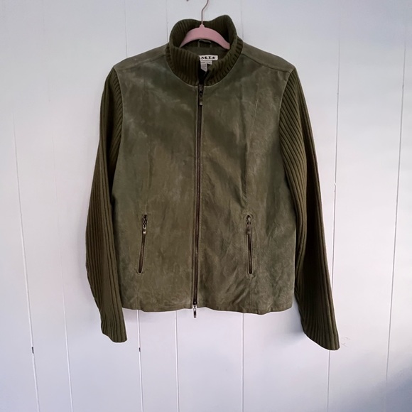 A.M.I. Olive Green Leather Jacket Texture Sleeves and Collar Size Large - Picture 12 of 16